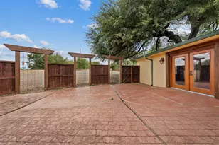 6401 Rock Creek Rd, Waco, TX 76708 - Photo 26