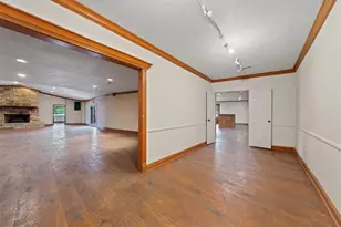 6401 Rock Creek Rd, Waco, TX 76708 - Photo 16