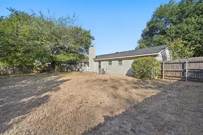 1215 Cindy Lane, Cleburne, TX 76033 - Photo 24