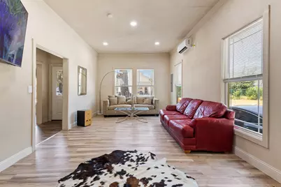 314 N Harding Street, Fort Worth, TX 76102 - Photo 2