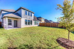1012 Rosebay Dr, Justin, TX 76247 - Photo 34