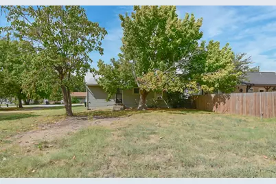 3103 Poplar Street, Greenville, TX 75402 - Photo 22