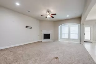 813 Warwick Blvd, Lewisville, TX 75056 - Photo 6