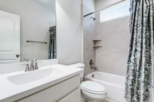 813 Warwick Blvd, Lewisville, TX 75056 - Photo 18