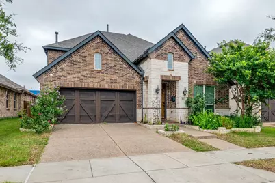 813 Warwick Boulevard, Lewisville, TX 75056 - Photo 1
