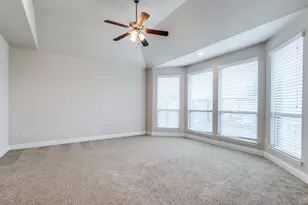 813 Warwick Blvd, Lewisville, TX 75056 - Photo 14