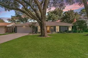 2109 Friar Tuck Dr, Arlington, TX 76013 - Photo 1