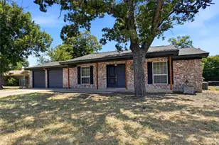 129 Mountain View Dr, Azle, TX 76020 - Photo 2