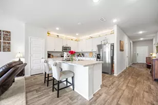 1017 Waverly Dr, Van Alstyne, TX 75495 - Photo 4