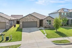 1017 Waverly Dr, Van Alstyne, TX 75495 - Photo 2