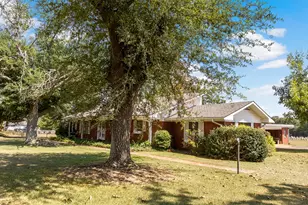 717 E First St, Hughes Springs, TX 75656 - Photo 40