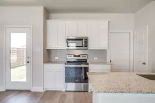 815 Homeplace Cir, Mansfield, TX 76063 - Photo 34