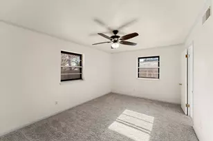 601 N 38th St, Corsicana, TX 75110 - Photo 12