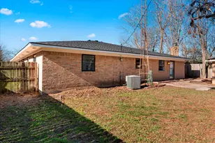 601 N 38th St, Corsicana, TX 75110 - Photo 6