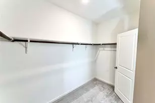 8400 Hawkview Dr, Fort Worth, TX 76179 - Photo 18