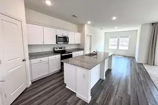 8400 Hawkview Dr, Fort Worth, TX 76179 - Photo 10