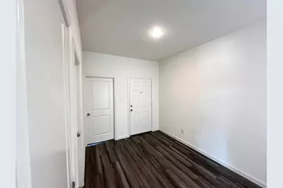 8400 Hawkview Drive, Fort Worth, TX 76179 - Photo 6