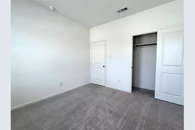 8400 Hawkview Drive, Fort Worth, TX 76179 - Photo 26