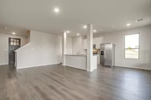 1542 Homeplace Cir, Mansfield, TX 76063 - Photo 10