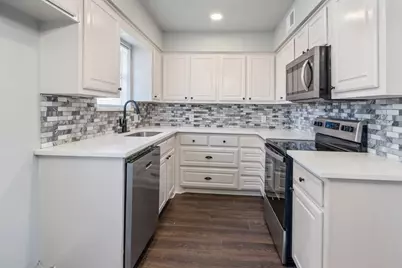 208 N Coleman Street, Mabank, TX 75147 - Photo 10