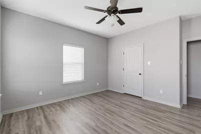 101 W Capps Street #D, Rio Vista, TX 76093 - Photo 12