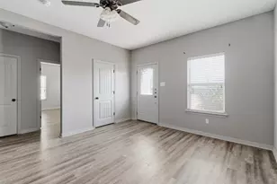 101 W Capps St, Rio Vista, TX 76093 - Photo 8