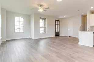 1533 Homeplace Cir, Mansfield, TX 76063 - Photo 8