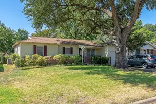 773 Betty Ln, Hurst, TX 76053 - Photo 32