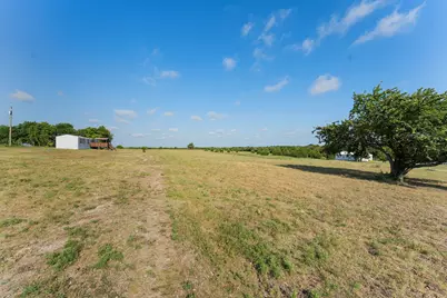 5634 County Road 1094, Celeste, TX 75423 - Photo 20