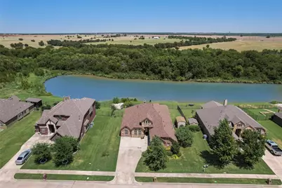 1812 Fair Oaks Lane, Royse City, TX 75189 - Photo 2