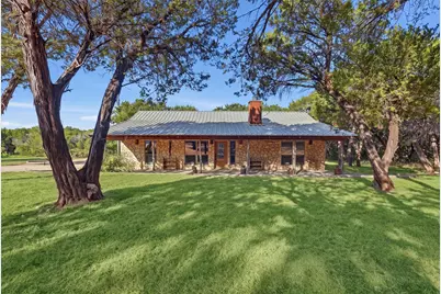 1136 County Road 306B, Rainbow, TX 76077 - Photo 2