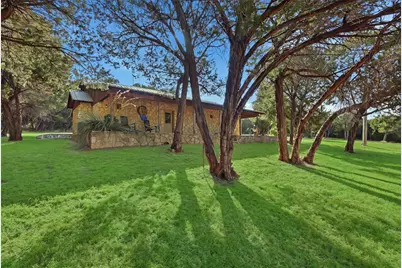 1136 County Road 306B, Rainbow, TX 76077 - Photo 4