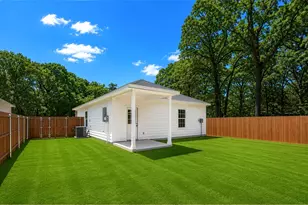 108 Navajo Dr, Mabank, TX 75156 - Photo 24