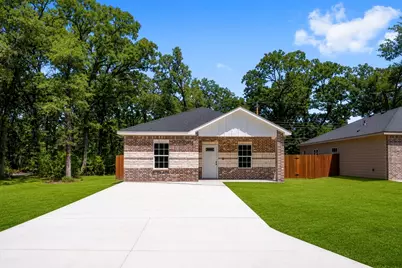 108 Navajo Drive, Mabank, TX 75156 - Photo 2