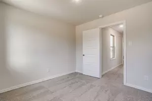 1550 Homeplace Cir, Mansfield, TX 76063 - Photo 6