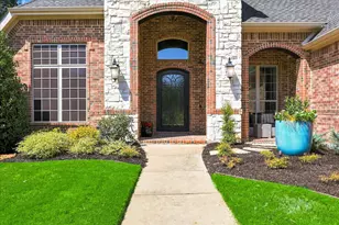 300 Hawks Ridge Trail, Colleyville, TX 76034 - Photo 2