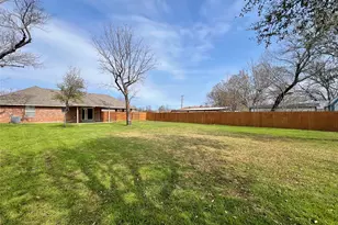 408 W Morton St, Boyd, TX 76023 - Photo 16