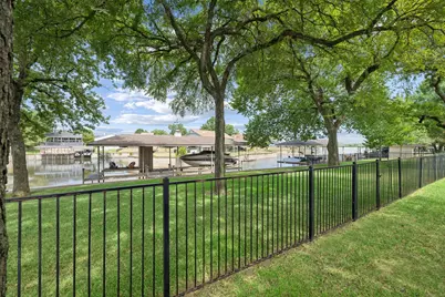 1825 Spinnaker Lane, Azle, TX 76020 - Photo 36