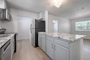 120 Janice Ln, Mabank, TX 75156 - Photo 8