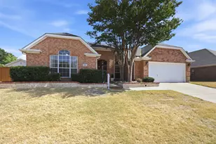 110 Julian Dr, Rockwall, TX 75087 - Photo 1