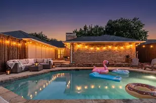 803 Rush Creek Dr, Allen, TX 75002 - Photo 2
