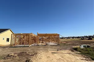 125 Walker Ln, Mabank, TX 75147 - Photo 1