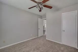 107 Pine St, Keene, TX 76059 - Photo 16