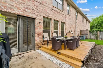 2117 Parkview, Carrollton, TX 75006 - Photo 20