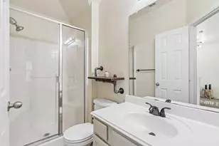 2117 Parkview, Carrollton, TX 75006 - Photo 16