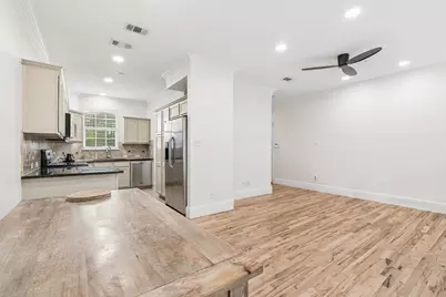2117 Parkview, Carrollton, TX 75006 - Photo 8