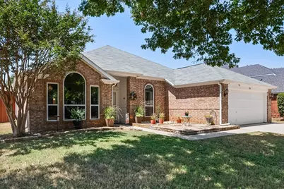 704 Oakridge Drive, Lake Dallas, TX 75065 - Photo 2