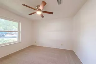 1136 Kris St, Irving, TX 75060 - Photo 14