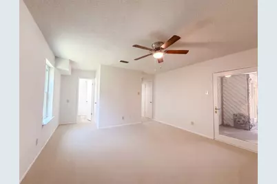 1136 Kris Street, Irving, TX 75060 - Photo 8