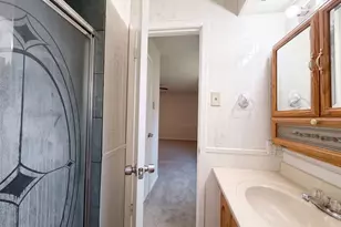1136 Kris St, Irving, TX 75060 - Photo 16